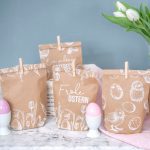 Tüten bedruckt mit Ostermotiv - Braun - mit weißen Motiven – Bild 4