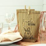 Tüten bedruckt mit Ostermotiv -  Braun - mit schwarzen Motiven – Bild 2