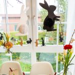 3 Osterhasen mit Seidenpapier  weiß schwarz grau - Set 04 – Bild 5