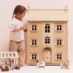 Das grosse natürliche Holzpuppenhaus – Bild 4