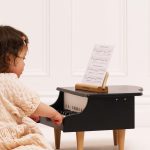 Grosses Holz-Piano – Bild 5