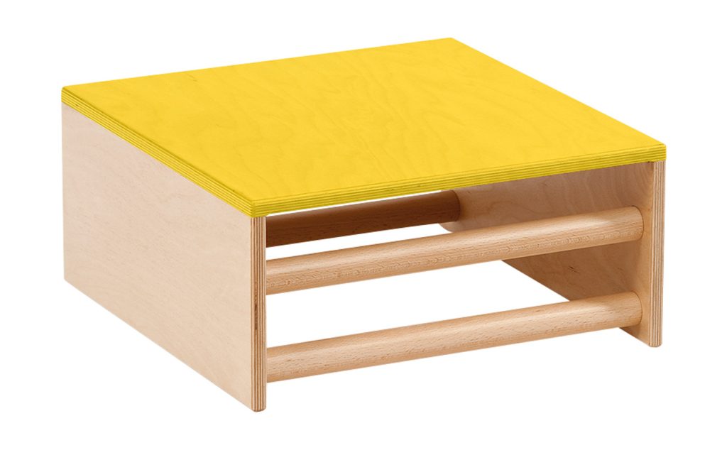 Kleines Podest gelb