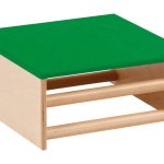 Kleines Podest grün