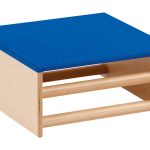 Kleines Podest blau