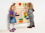 Großes Wand-Steckspiel